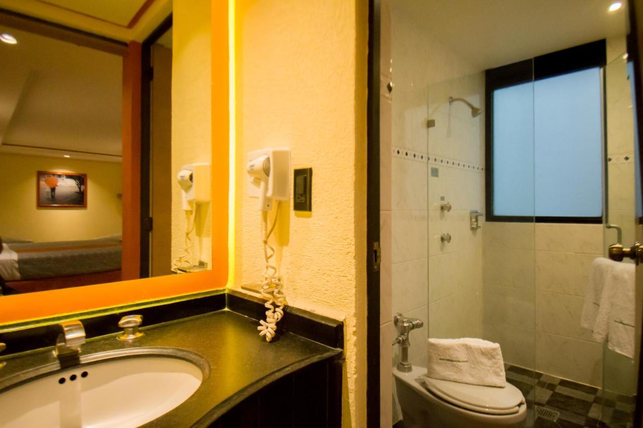 Hotel Catalina Мехико Экстерьер фото